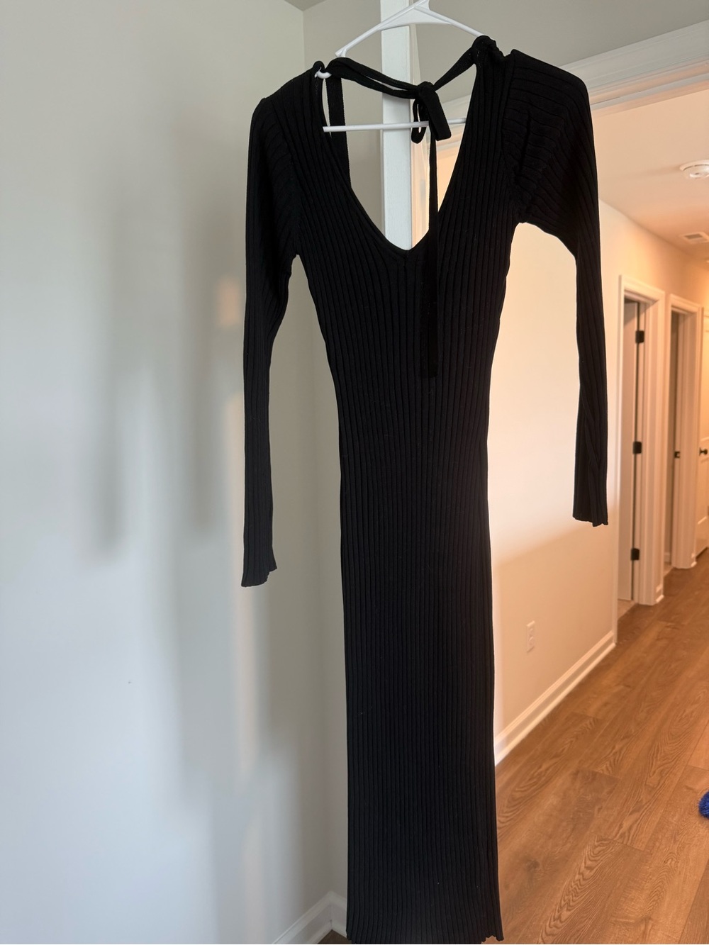 NBD Black Ribbed V-Neck Long Sleeve Maxi Dress